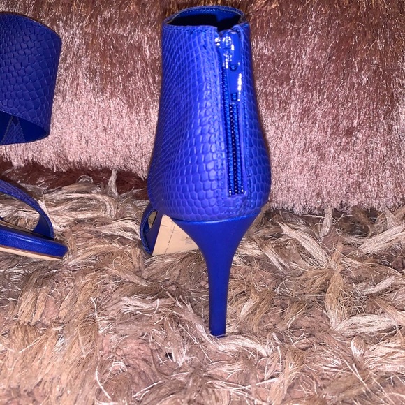 Sandal - Picture 5 of 5